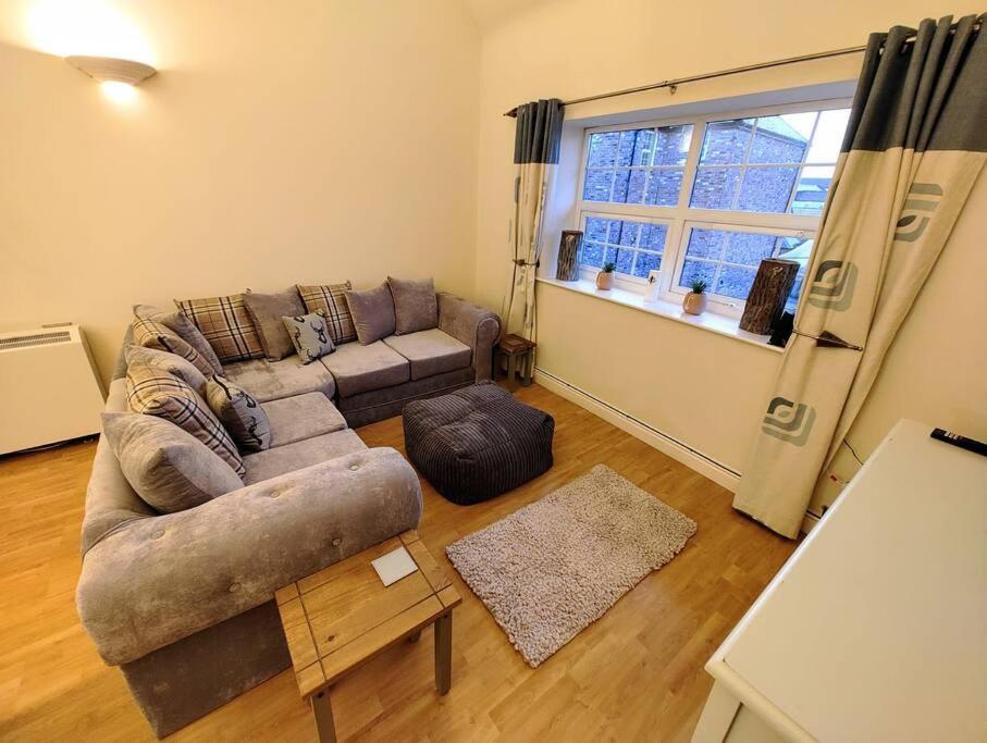 Cosy Central Modern Apartment Nantwich Exterior foto